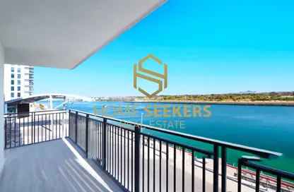 Apartment - 3 Bedrooms - 3 Bathrooms for rent in Waters Edge - Yas Island - Abu Dhabi