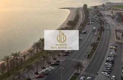 شقة - 2 غرف نوم - 4 حمامات للايجار في برج الفلاح - الخان - الشارقة