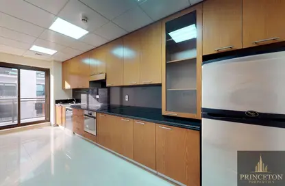 Apartment - 4 Bedrooms - 4 Bathrooms for rent in Golden Sands 9 - Mankhool - Bur Dubai - Dubai