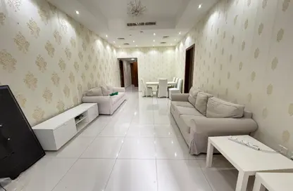 شقة - 2 غرف نوم - 3 حمامات للايجار في برج صحارى 4 - مجمع صحارى - النهدة - الشارقة شقة - 2 غرف نوم - 3 حمامات للايجار في برج صحارى 4 - مجمع صحارى - النهدة - الشارقة