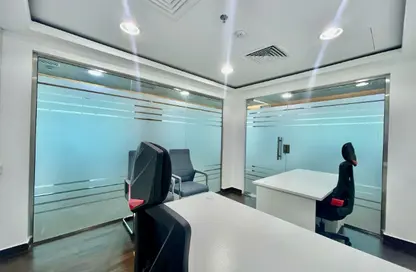 Office Space - Studio - 4 Bathrooms for rent in Hamdan Street - Abu Dhabi