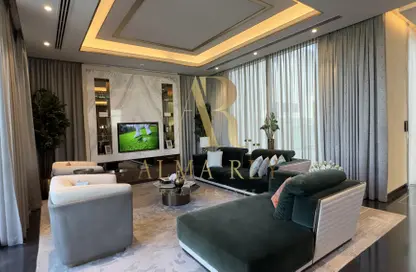 فيلا - 6 غرف نوم - 7 حمامات للبيع في ­ كفالي ايستايتس - داماك هيلز - دبي