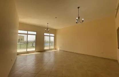 Apartment - 1 Bedroom - 1 Bathroom for rent in Al Thuraya Building - Dubai Silicon Oasis - Dubai