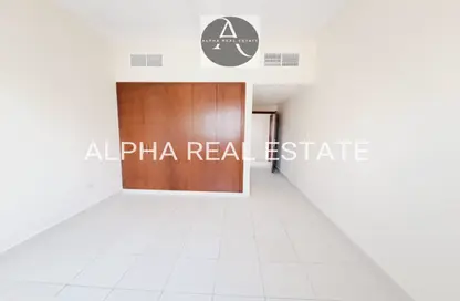 Apartment - 2 Bedrooms - 3 Bathrooms for rent in Al Khan - Sharjah