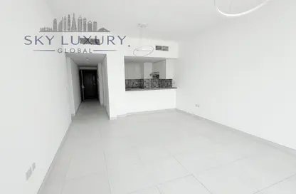Apartment - 2 Bedrooms - 3 Bathrooms for rent in Rabdan Building - Motor City - Dubai
