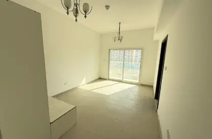 شقة - 1 حمام للبيع في قرية الاميرة - الياسمين - عجمان شقة - 1 حمام للبيع في قرية الاميرة - الياسمين - عجمان