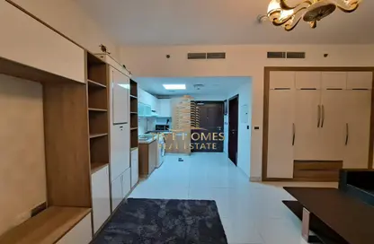 Apartment - 1 Bathroom for sale in The Residences JLT - Jumeirah Lake Towers - Dubai