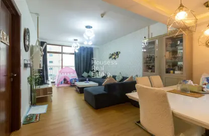 شقة - غرفة نوم - 2 حمامات للايجار في لايا رزيدنسز - الضاحية 10 - قرية الجميرا سركل - دبي