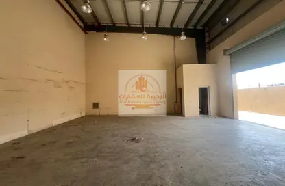Warehouse - Studio - 1 Bathroom for rent in Al Sajaa Industrial - Al Sajaa - Sharjah