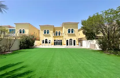 فيلا - 3 غرف نوم - 4 حمامات للايجار في التراث - جميرا بارك - دبي