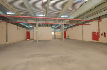 Warehouse - Studio - 6 Bathrooms for rent in Al Madam - Sharjah
