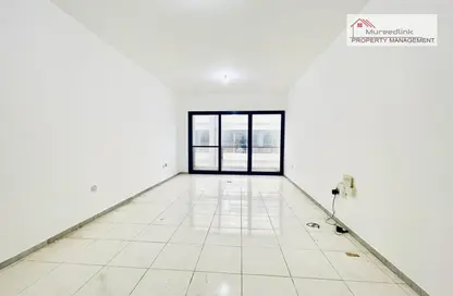 Empty Room image for: Apartment - 1 Bedroom - 1 Bathroom for rent in Al Danah - Abu Dhabi, Image 1