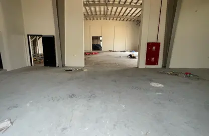 Warehouse - Studio - 1 Bathroom for rent in Umm Al Thuoob - Umm Al Quwain