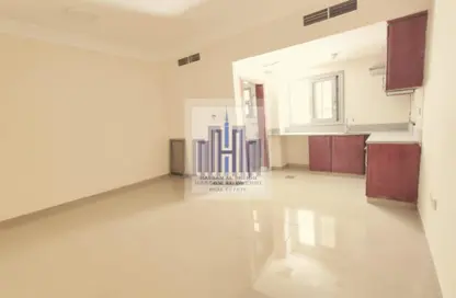 Apartment - Studio - 1 Bathroom for rent in Fire Station Road - Muwaileh - Sharjah