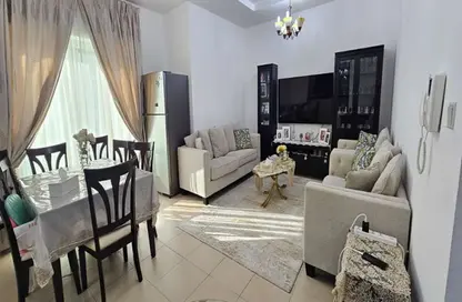 Apartment - 2 Bedrooms - 2 Bathrooms for sale in Global Golf Residences 2 - Dubai Sports City - Dubai