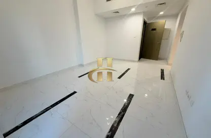 شقة - 2 غرف نوم - 2 حمامات للايجار في روز 10 - منطقة 11 - قرية جميرا الدائرية - دبي