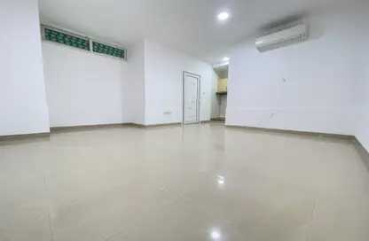 Apartment - Studio - 1 Bathroom for rent in Al Khalidiya - Abu Dhabi