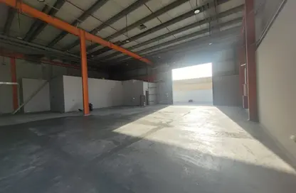 Warehouse - Studio - 1 Bathroom for rent in Al Sajaa Industrial - Al Sajaa - Sharjah