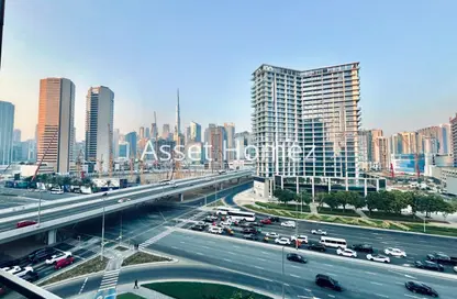 Apartment - 1 Bedroom - 2 Bathrooms for rent in SOL Bay - Business Bay - Dubai