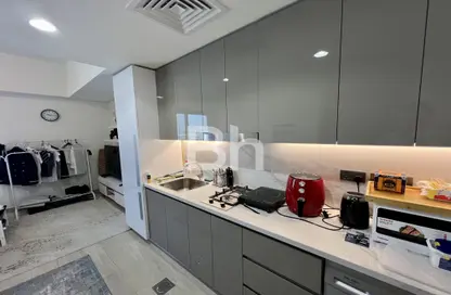Apartment - Studio - 1 Bathroom for rent in AZIZI Riviera 32 - Meydan One - Meydan - Dubai