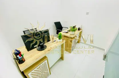 Office Space - Studio - 1 Bathroom for rent in Red Avenue - Al Garhoud - Dubai