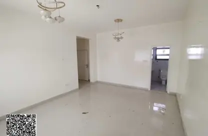 Apartment - 3 Bedrooms - 3 Bathrooms for rent in Al Jawhara Building - Al Rawda 3 - Al Rawda - Ajman