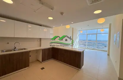 Apartment - 2 Bedrooms - 3 Bathrooms for rent in Al Amirah Building - Al Raha Beach - Abu Dhabi