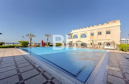 Townhouse - 3 Bedrooms - 2 Bathrooms for rent in Roda Beach Resort Villas - Jumeirah 3 - Jumeirah - Dubai