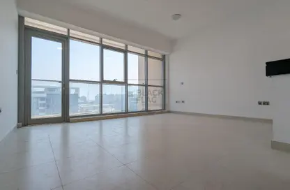 Empty Room image for: Apartment - 2 Bedrooms - 4 Bathrooms for rent in Olive Building - Al Raha Beach - Abu Dhabi, Image 1