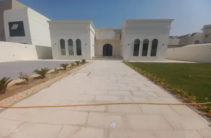 فيلا - 5 غرف نوم - 6 حمامات للايجار في البرشاء جنوب 2 - جنوب البرشاء - البرشاء - دبي