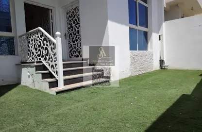 Townhouse - 7 Bedrooms - 7+ Bathrooms for rent in Al Yasmeen 1 - Al Yasmeen - Ajman
