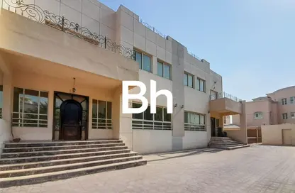 Townhouse - 4 Bedrooms - 5 Bathrooms for rent in Mohamed Bin Zayed Centre - Mohamed Bin Zayed City - Abu Dhabi