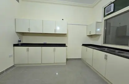 Apartment - 2 Bedrooms - 2 Bathrooms for rent in Al Bateen Airport - Muroor Area - Abu Dhabi