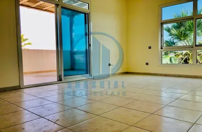 Empty Room image for: Apartment - 1 Bedroom - 2 Bathrooms for rent in Al Nahyan - Abu Dhabi, Image 1