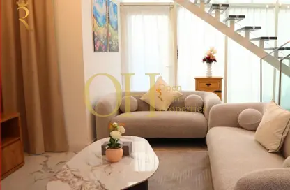 Apartment - 2 Bedrooms - 3 Bathrooms for sale in Oasis 1 - Oasis Residences - Masdar City - Abu Dhabi