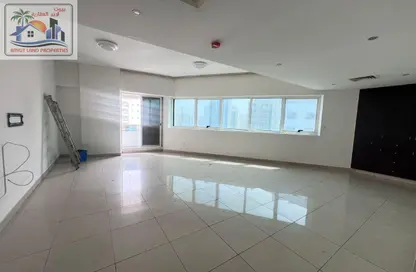 Apartment - 2 Bedrooms - 2 Bathrooms for rent in Al Majaz 2 - Al Majaz - Sharjah