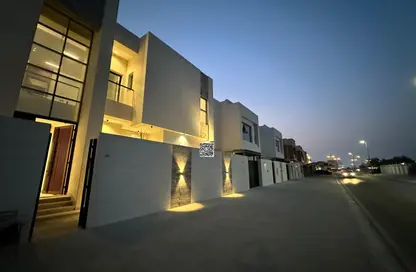 Villa - 5 Bedrooms - 7 Bathrooms for sale in Al Yasmeen 1 - Al Yasmeen - Ajman