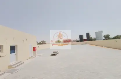 أرض - استوديو للايجار في آلصجعه - الشارقة