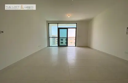 شقة - غرفة نوم - 2 حمامات للايجار في مجمع ار دي كي السكني - روضة أبو ظبي - أبوظبي