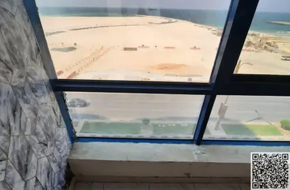 Apartment - 3 Bedrooms - 3 Bathrooms for rent in Ajman Corniche Residences - Ajman Corniche Road - Ajman