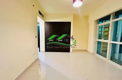 Apartment - 3 Bedrooms - 4 Bathrooms for rent in Tala Tower - Marina Square - Al Reem Island - Abu Dhabi