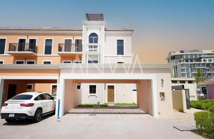 Villa - 3 Bedrooms - 4 Bathrooms for sale in Sur La Mer - La Mer - Jumeirah - Dubai