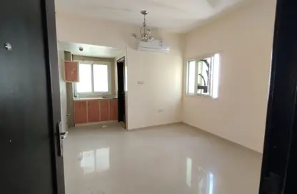 Apartment - Studio - 1 Bathroom for rent in Fire Station Road - Muwaileh - Sharjah