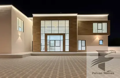 Villa - 6 Bedrooms - 7+ Bathrooms for rent in Nad Al Sheba Villas - Nad Al Sheba 3 - Nad Al Sheba - Dubai