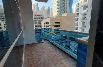 Apartment - 3 Bedrooms - 3 Bathrooms for rent in Manchester Tower - Dubai Marina - Dubai