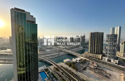Apartment - 1 Bedroom - 2 Bathrooms for rent in Burooj Views - Marina Square - Al Reem Island - Abu Dhabi