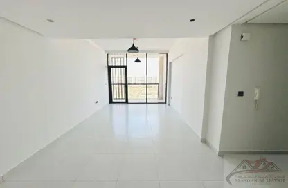 شقة - 2 غرف نوم - 3 حمامات للايجار في مجمع مويلح - تجارية مويلح - الشارقة شقة - 2 غرف نوم - 3 حمامات للايجار في مجمع مويلح - تجارية مويلح - الشارقة