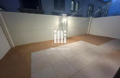 Townhouse - 3 Bedrooms - 5 Bathrooms for rent in Bloom Living - Zayed City (Khalifa City C) - Khalifa City - Abu Dhabi