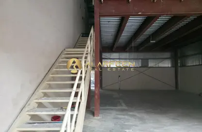 مستودع - استوديو - 1 حمام للايجار في المرحلة 2 - مجمع دبي للإستثمار - دبي