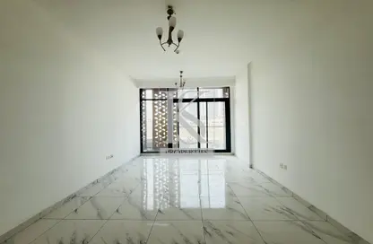 شقة - 2 غرف نوم - 2 حمامات للايجار في بحيرات سيرينيتي - قرية الجميرا سركل - دبي